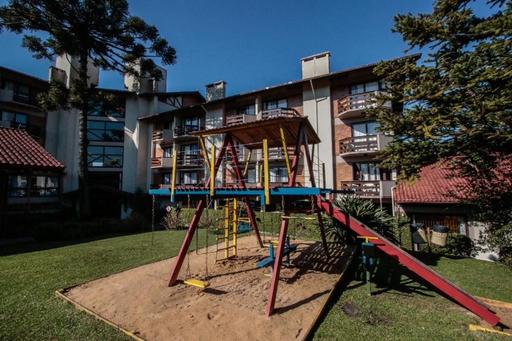 Flat No Residencial Pousada Serrano Centro กรามาโด ภายนอก รูปภาพ