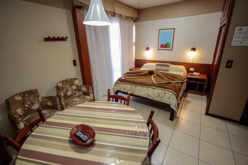 Flat No Residencial Pousada Serrano Centro กรามาโด ภายนอก รูปภาพ