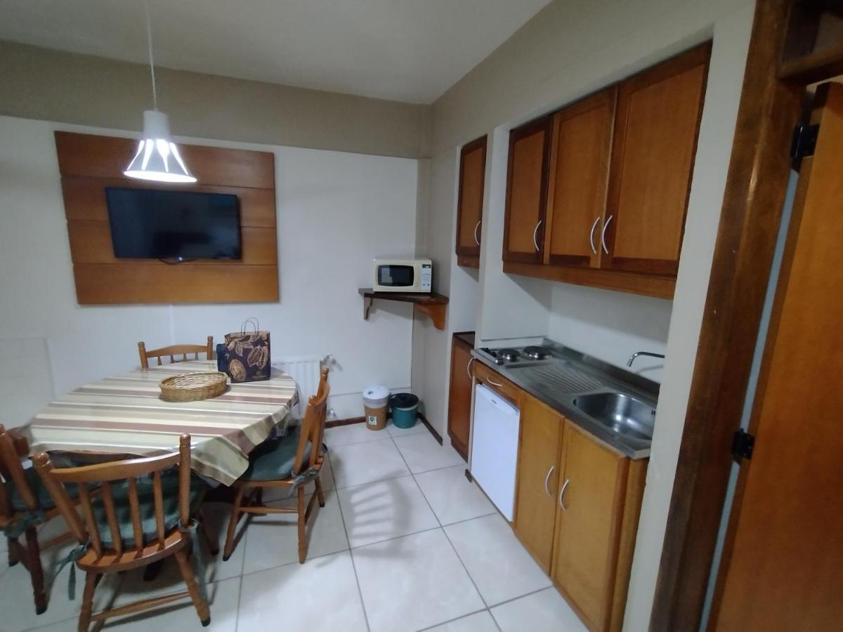 Flat No Residencial Pousada Serrano Centro กรามาโด ภายนอก รูปภาพ